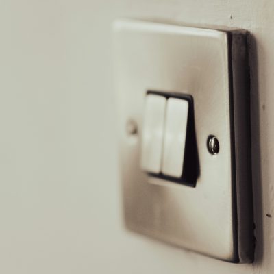 Comment savoir quel interrupteur acheter pour sa maison ? 